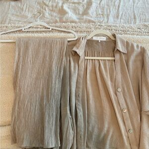 Zara Beige Lounge Set (NEVER WORN)